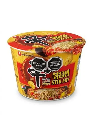 Nongshim Shin Ramyun Stir fry con Queso 105 g